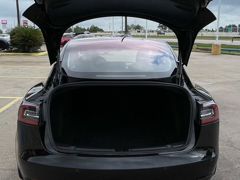 Used 2018 Tesla Model 3 Performance image 11