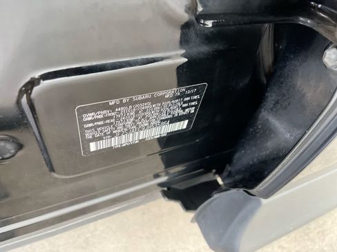 Used 2018 Subaru Forester 2.5i Premium w/ All-Weather Package AWD/4WD image 27