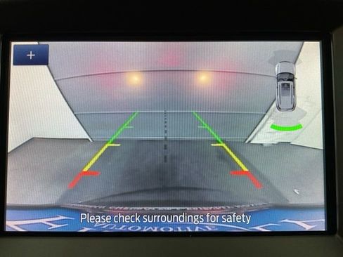 Used 2020 Ford Edge Titanium image 19