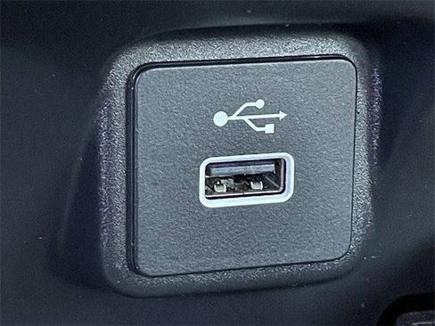 Certified 2025 Honda HR-V LX image 18