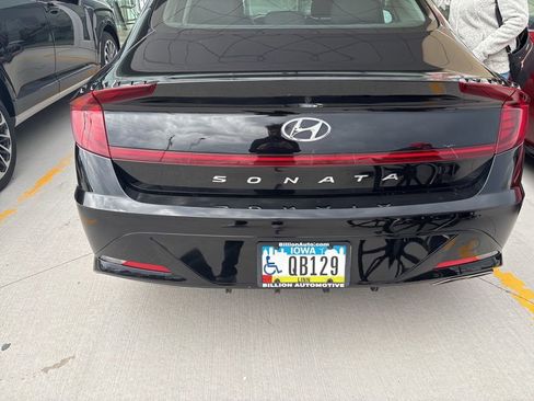 Used 2023 Hyundai Sonata SEL w/ Convenience Package image 4