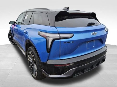Used 2025 Chevrolet Blazer EV SS w/ Performance Package image 2
