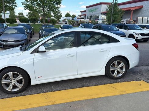 Used 2013 Chevrolet Cruze LT w/ RS Package FWD image 2