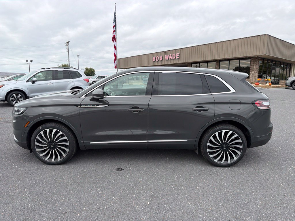 Certified 2022 Lincoln Nautilus Black Label w/ Class II Trailer Tow Package AWD/4WD image 2