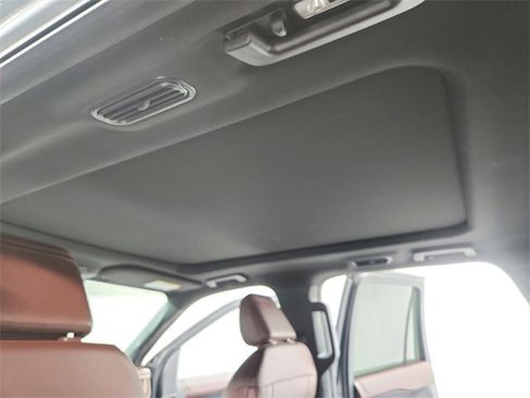 Used 2024 Ford Expedition Limited image 22