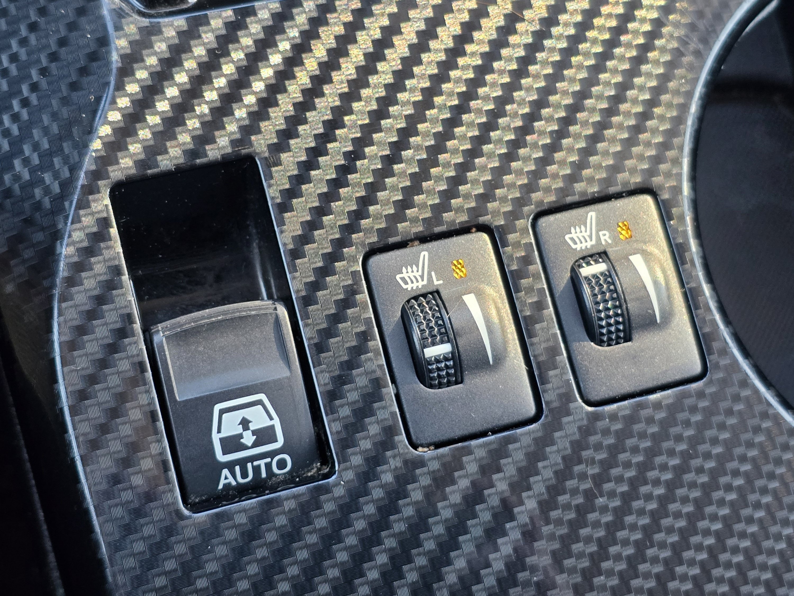Used 2020 Toyota 4Runner TRD Off-Road Premium AWD/4WD image 14