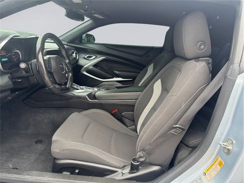 Used 2018 Chevrolet Camaro SS image 10