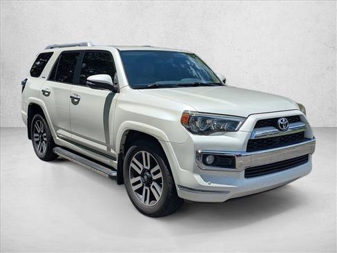 Used 2017 Toyota 4Runner Limited RWD image 3