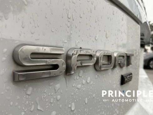Used 2020 Land Rover Range Rover Sport HSE AWD/4WD image 29