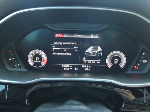 Used 2020 Audi Q3 2.0T Premium Plus image 15