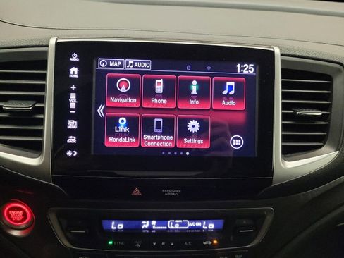 Used 2018 Honda Ridgeline RTL-T image 25