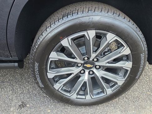 New 2025 Chevrolet Tahoe High Country image 6