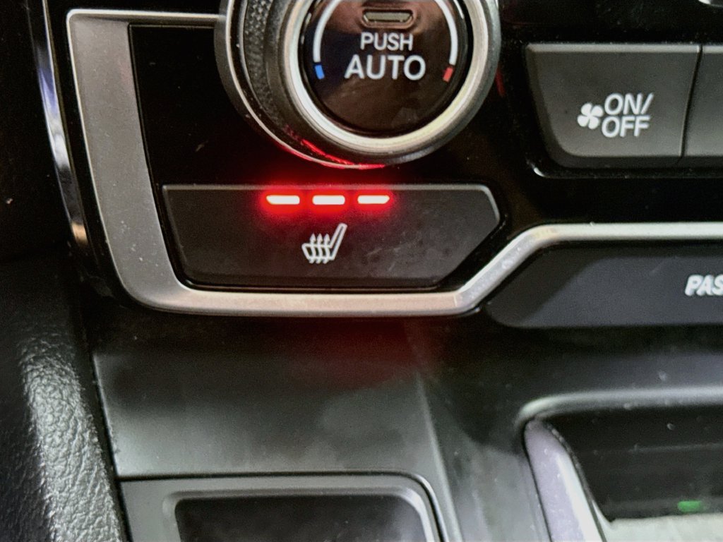 Used 2020 Honda CR-V Touring image 12