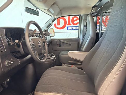 Used 2024 GMC Savana 2500 w/ Driver Convenience Package image 13