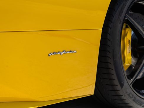 Used 2015 Ferrari 458 Spider RWD image 27