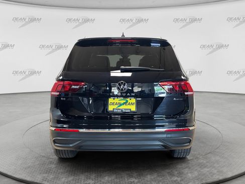 Used 2023 Volkswagen Tiguan SE AWD/4WD image 8