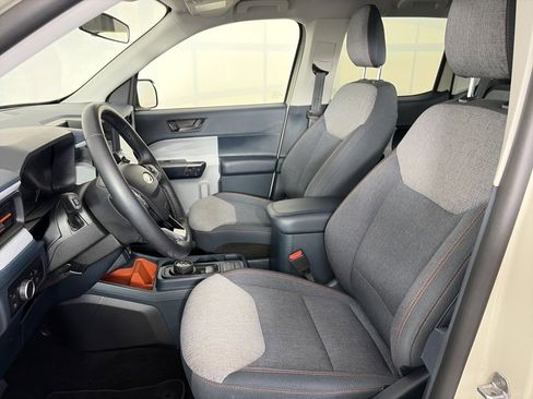 Certified 2024 Ford Maverick XLT w/ XLT Luxury Package image 11