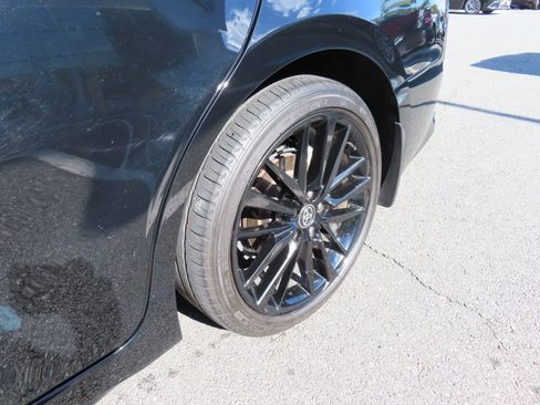 Used 2024 Toyota Camry XSE w/ Navigation Package image 12