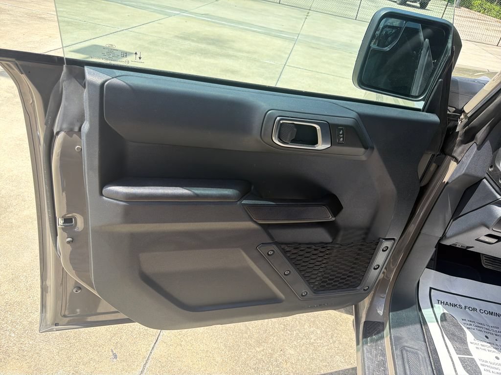 Used 2025 Ford Bronco 4-Door AWD/4WD image 16