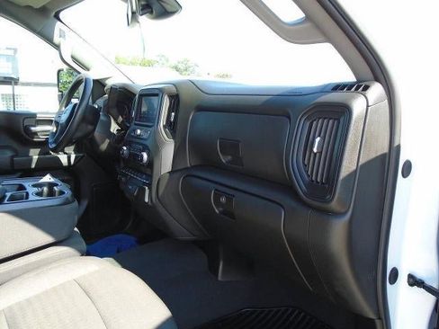 Certified 2024 Chevrolet Silverado 2500 Custom w/ Custom Value Package AWD/4WD image 21