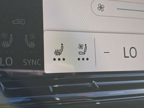 New 2026 Volkswagen Atlas Cross Sport SEL Premium R-Line image 13