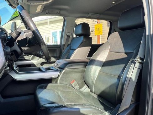 Used 2019 Chevrolet Silverado 2500 LTZ w/ Duramax Plus Package AWD/4WD image 10
