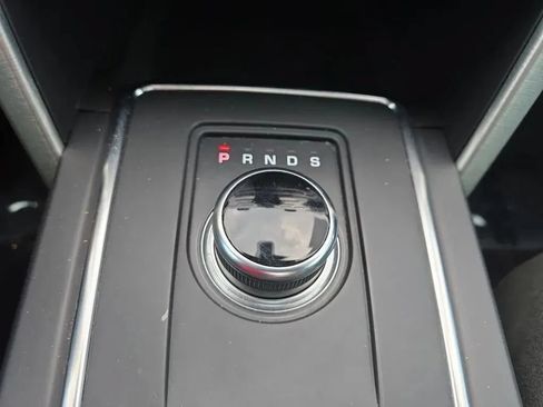 Used 2019 Land Rover Discovery Sport HSE AWD/4WD image 34