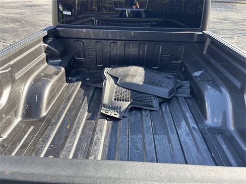 Used 2023 Jeep Gladiator Mojave w/ Cold Weather Group image 21