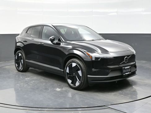 New 2026 Volvo EX30 Plus w/ Climate Package AWD/4WD image 1