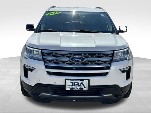 Used 2018 Ford Explorer XLT w/ Equipment Group 202A AWD/4WD image 24