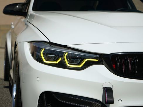 Used 2018 BMW M3 CS w/ Executive Package RWD image 6