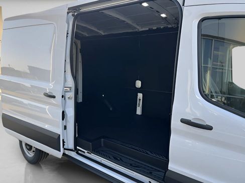 New 2025 Ford Transit 250 148 Medium Roof w/ Load Area Protection Package image 17