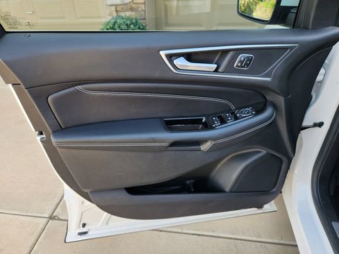 Used 2016 Ford Edge Titanium w/ Equipment Group 301A image 30