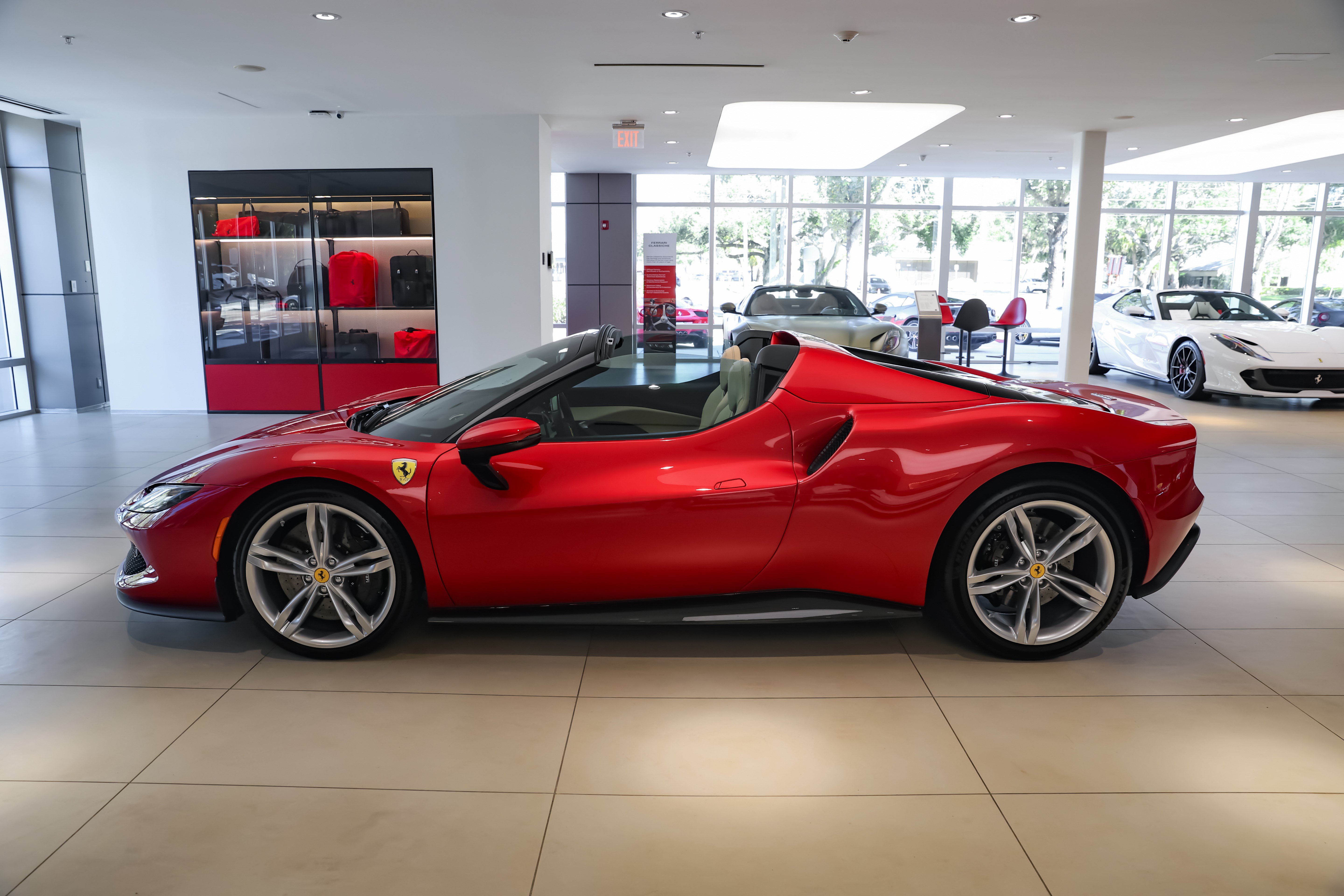 Used 2024 Ferrari 296 GTS RWD image 2