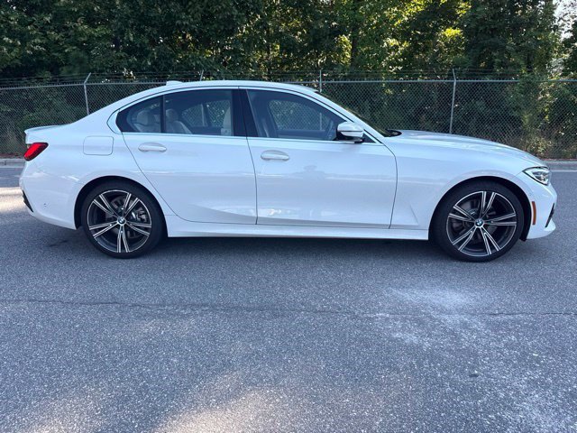 Used 2021 BMW 330i Sedan w/ Premium Package RWD image 12
