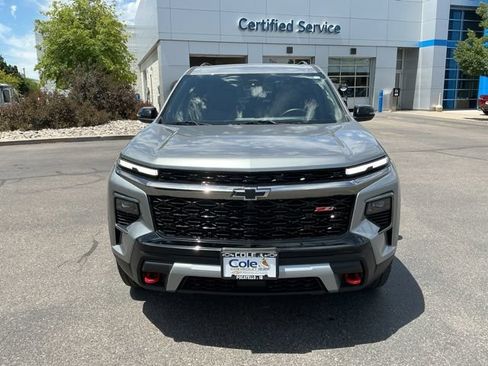 Used 2025 Chevrolet Traverse Z71 AWD/4WD image 4