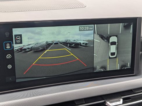 Used 2025 Hyundai Sonata Limited FWD image 30