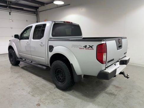 Used 2012 Nissan Frontier PRO-4X AWD/4WD image 5