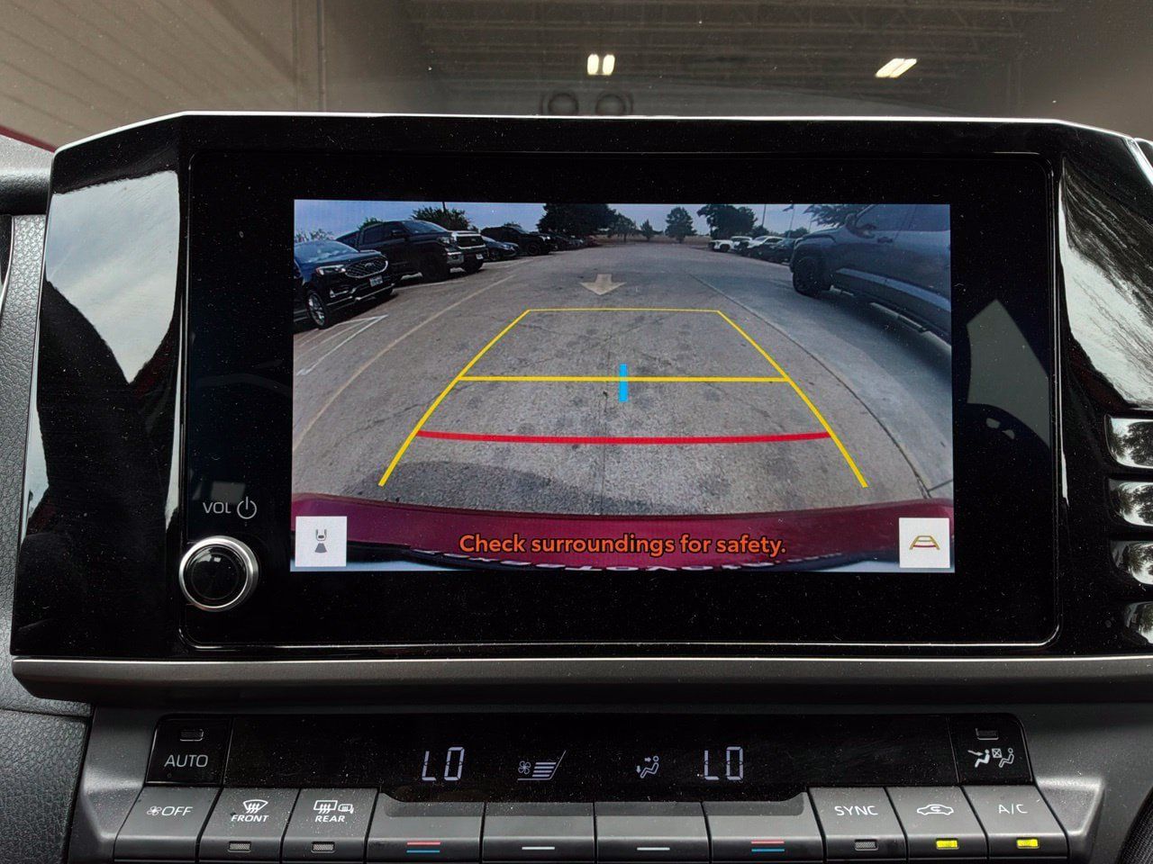 Used 2026 Toyota Camry LE FWD image 33