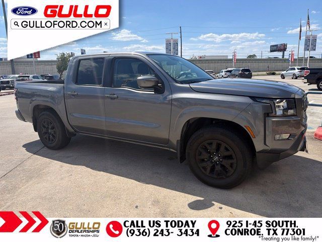 Used 2024 Nissan Frontier SV w/ SV Convenience Package RWD image 2