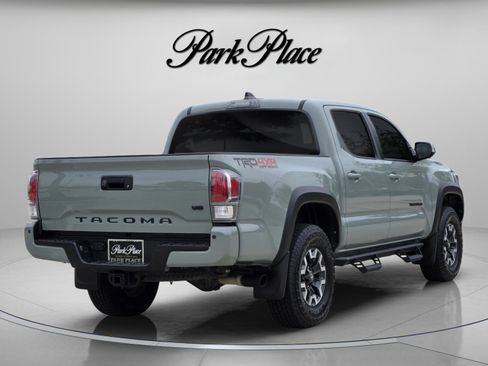 Used 2023 Toyota Tacoma TRD Off-Road w/ Technology Package AWD/4WD image 5