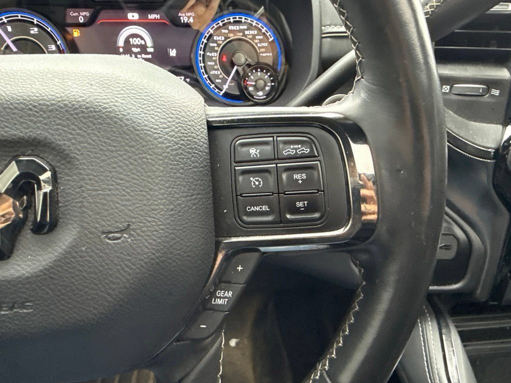 Used 2022 RAM 2500 Limited AWD/4WD image 19
