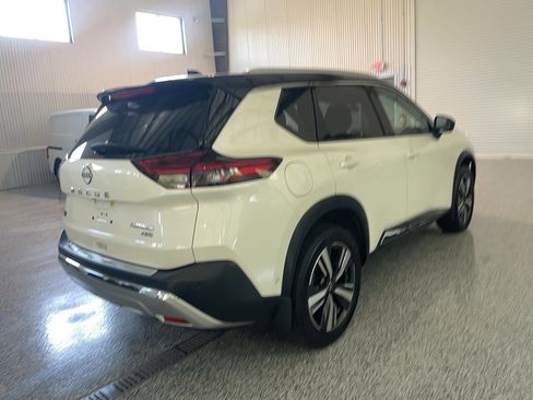 Used 2023 Nissan Rogue Platinum w/ Platinum Premium Package AWD/4WD image 20