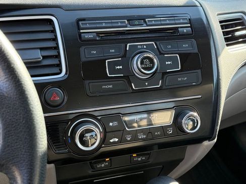 Used 2013 Honda Civic EX-L image 17