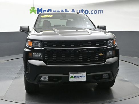 Used 2021 Chevrolet Silverado 1500 Custom w/ Safety Confidence Package AWD/4WD image 5