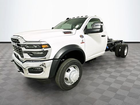 New 2026 RAM 5500 Tradesman w/ Chrome Appearance Group AWD/4WD image 11