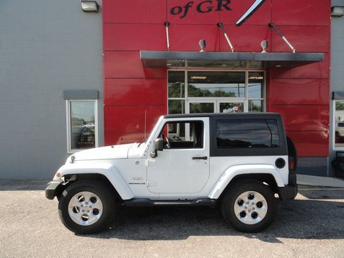 Used 2013 Jeep Wrangler Sahara w/ Dual Top Group AWD/4WD image 2