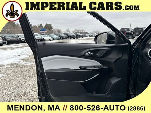 New 2026 Chevrolet Trax LT w/ Driver Confidence Package image 18