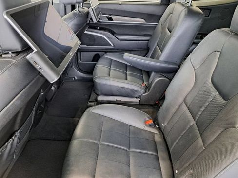 Used 2022 Kia Telluride EX w/ EX Premium Package AWD/4WD image 32