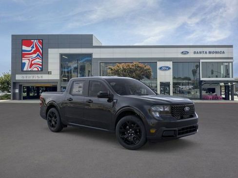 New 2025 Ford Maverick XLT w/ XLT Luxury Package image 7